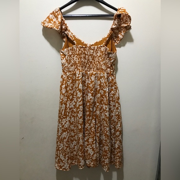 Old Navy yellow gold floral ruffle flutter cami midi dress Sz M boho chic - Picture 6 of 6